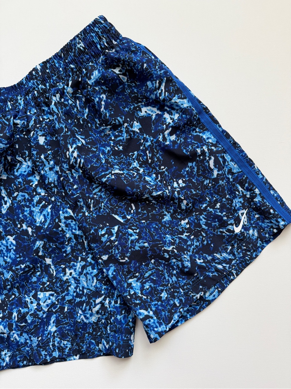 Nike Boys Blue Marble-Print Running Shorts